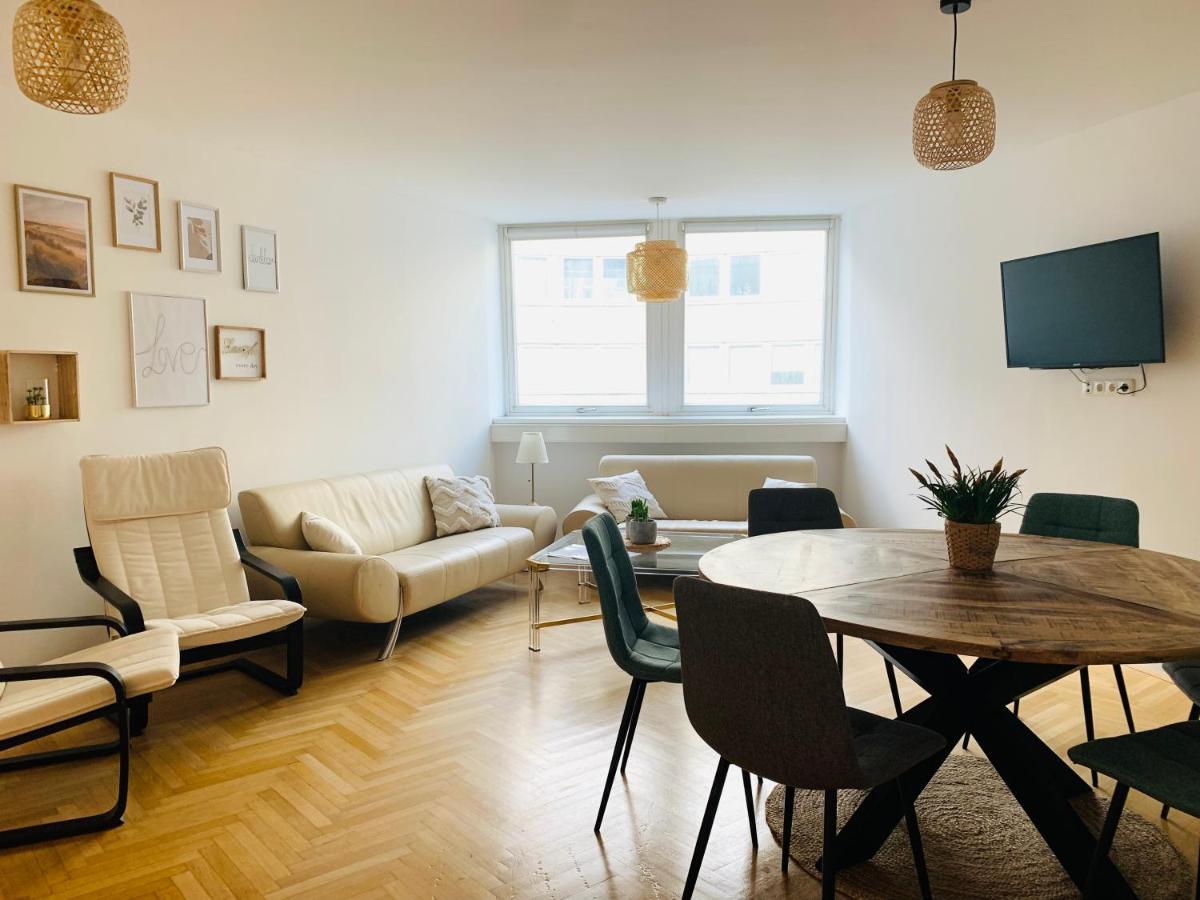 Ruhige Wohnung Im Gasometer Wien *Wifi*U3*Netflix* Ngoại thất bức ảnh