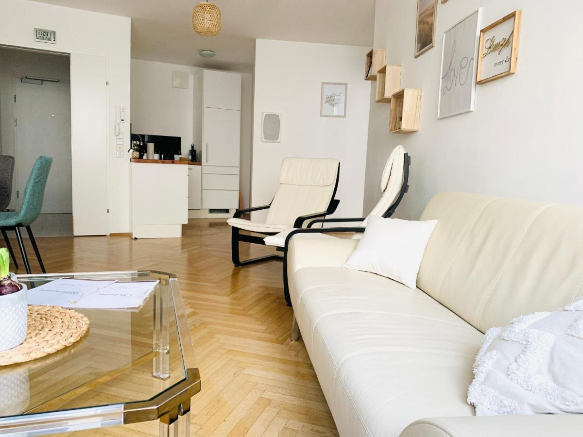 Ruhige Wohnung Im Gasometer Wien *Wifi*U3*Netflix* Ngoại thất bức ảnh