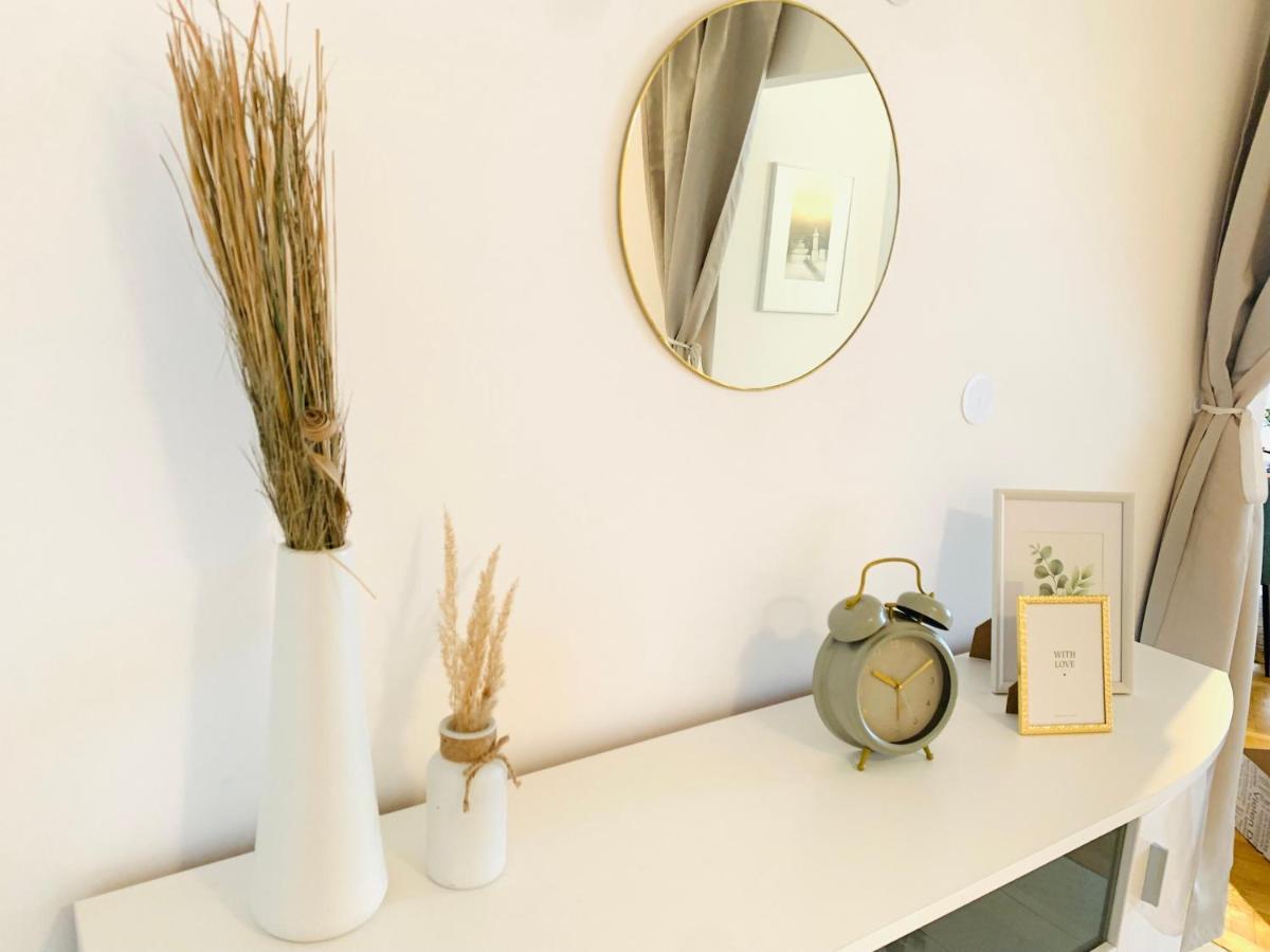 Ruhige Wohnung Im Gasometer Wien *Wifi*U3*Netflix* Ngoại thất bức ảnh